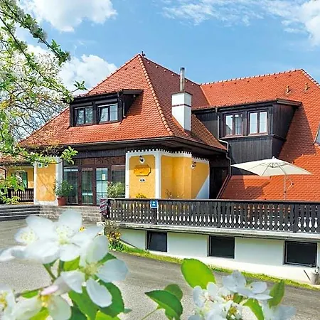 Fruehstueckspension Zanglhof Lannach
