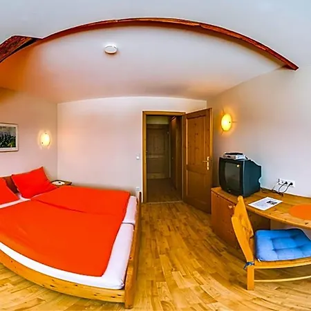 Fruehstueckspension Zanglhof Panzió 3*