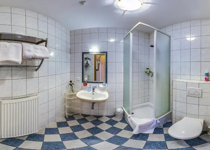 Fruehstueckspension Zanglhof 3* Lannach